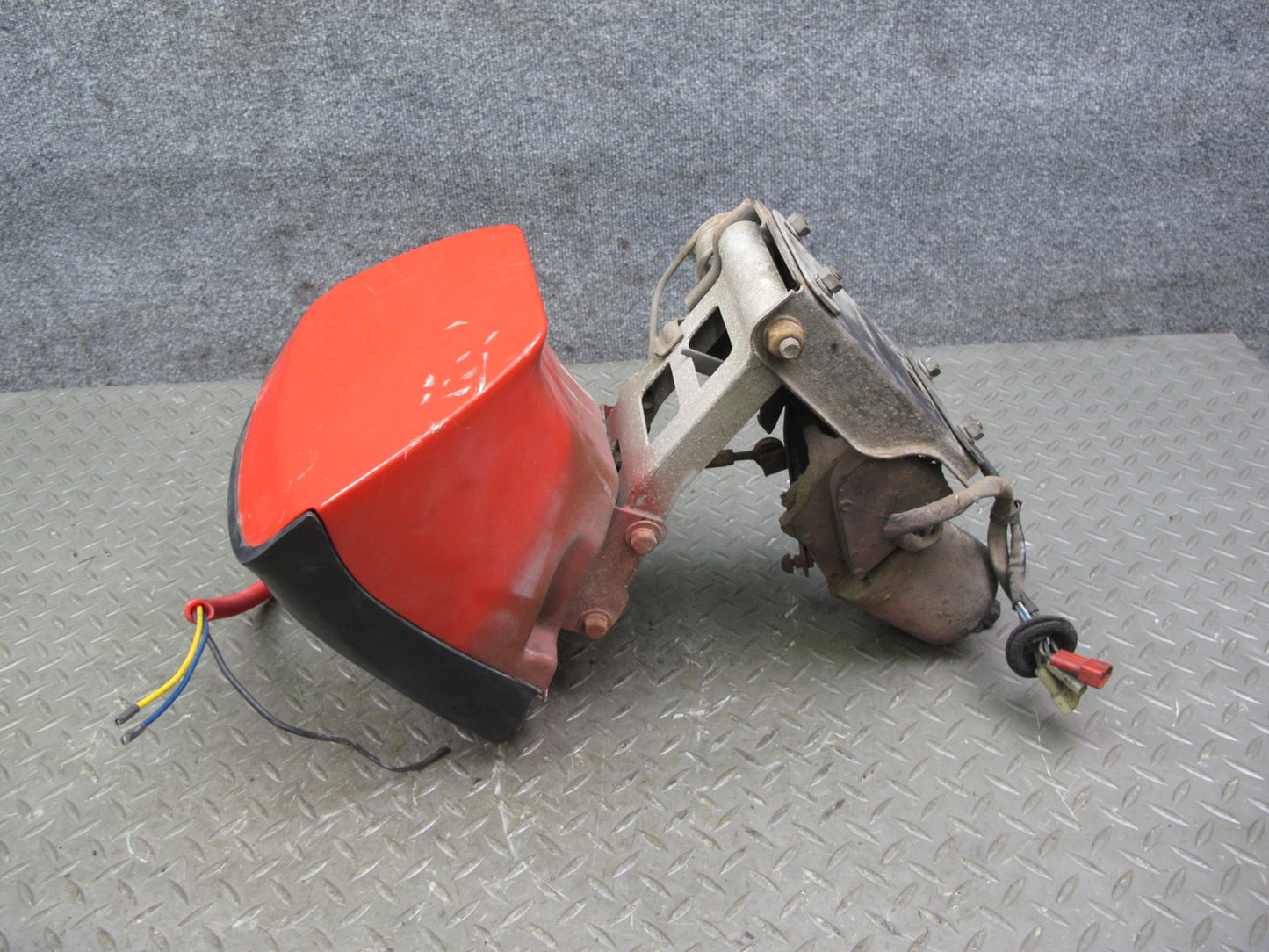 75-82 Triumph TR7 Front Left Headlight Lamp Motor Bracket Assembly OEM
