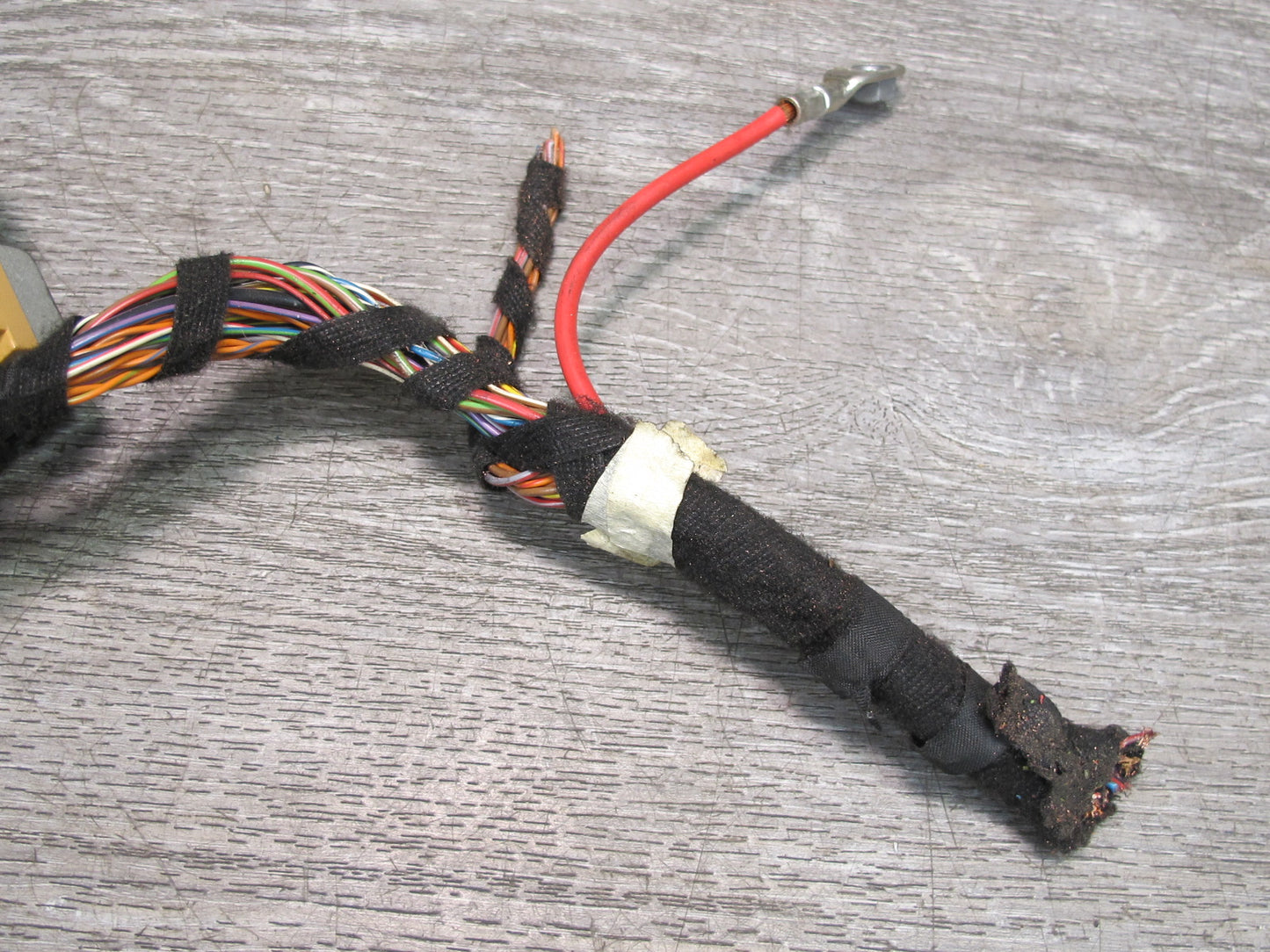 09-16 Audi B8 A4 S4 Power Distribution Junction Fuse Box 8K0937545B OEM