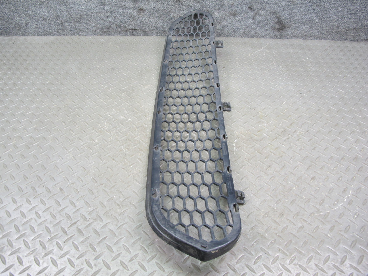 10-14 BMW E70 E71 X5M X6M Front Bumper Center Lower Air Vent Trim Grille OEM