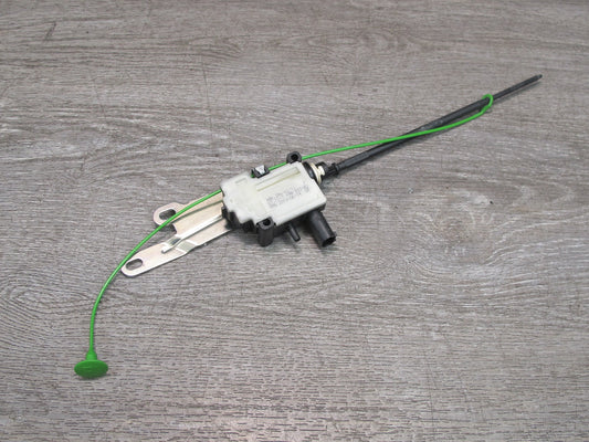 08-14 BMW E71 E72 X6 Fuel Tank Filler Flap Door Lock Actuator 7190533 OEM