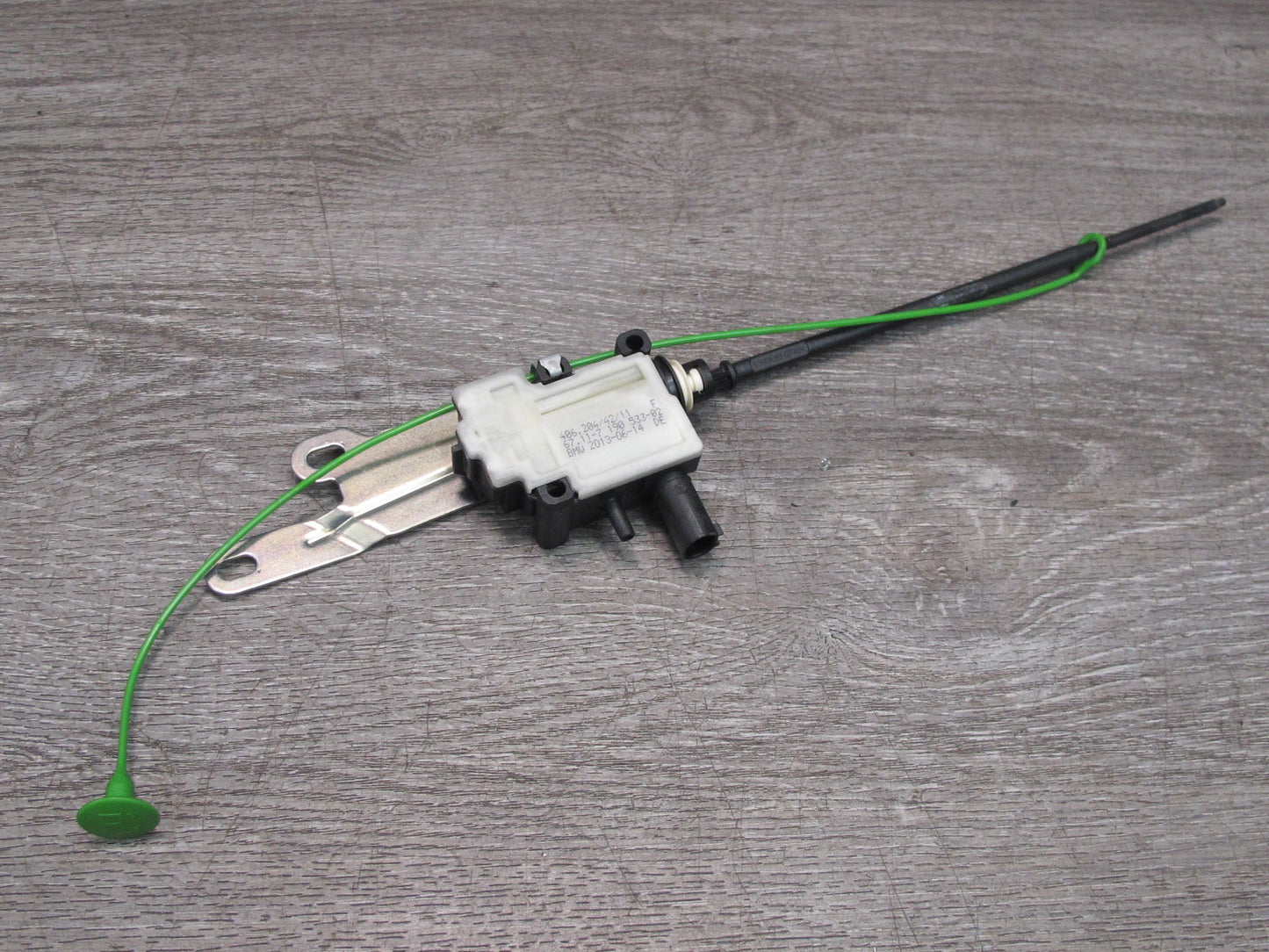 08-14 BMW E71 E72 X6 Fuel Tank Filler Flap Door Lock Actuator 7190533 OEM