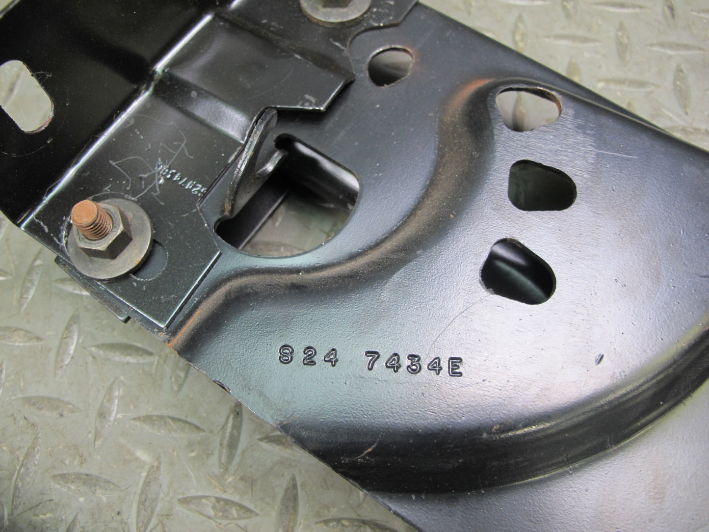 86-96 Chevrolet Corvette C4 Convertible Rear Left & Right Deck Lid Hinge Set OEM