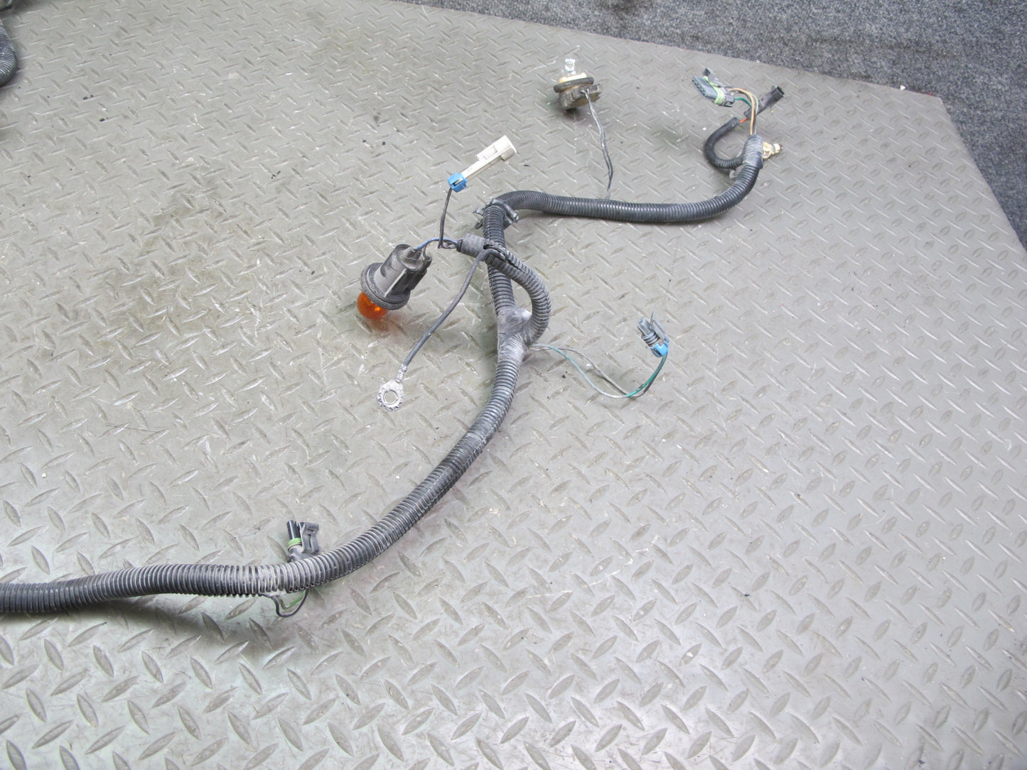 1991 Chevrolet Corvette C4 Front Bumper Headlight Wire Wiring Harness OEM