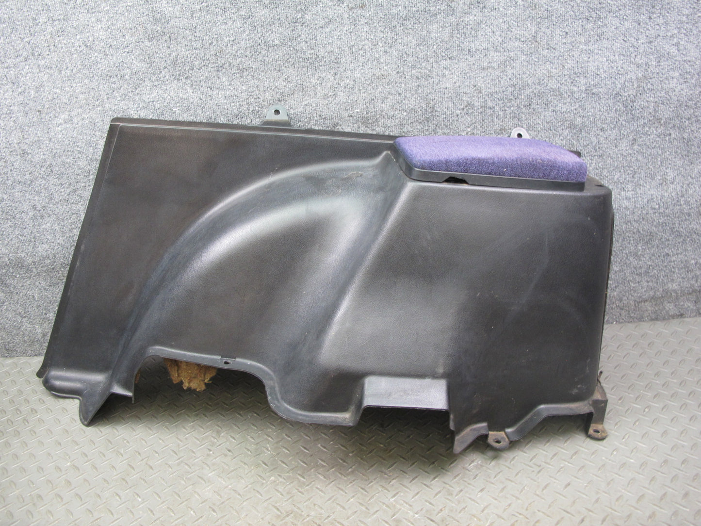 84-86 Nissan Z31 300ZX 2+0 Set of 2 Rear Left & Right Trunk Trim Cover OEM