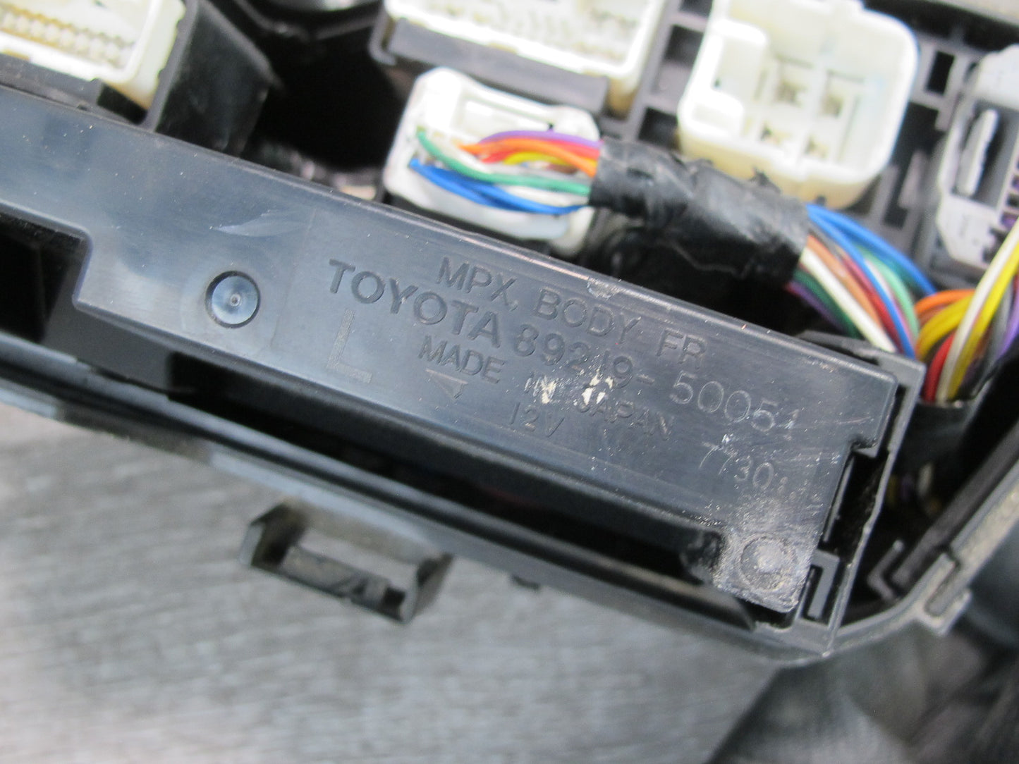 07-09 Lexus LS600h LS460 Headlight Multiplex Control Module w Relay Box OEM