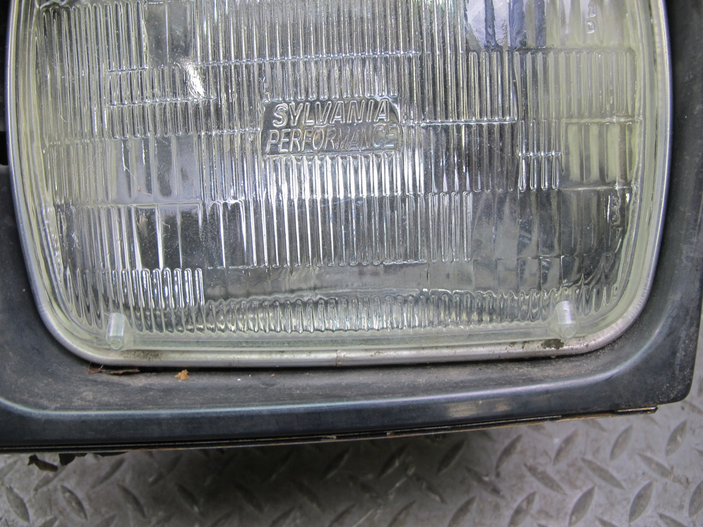 84-86 Nissan Z31 300ZX Front Left POP UP Headlight Lamp w Motor & Bracket OEM