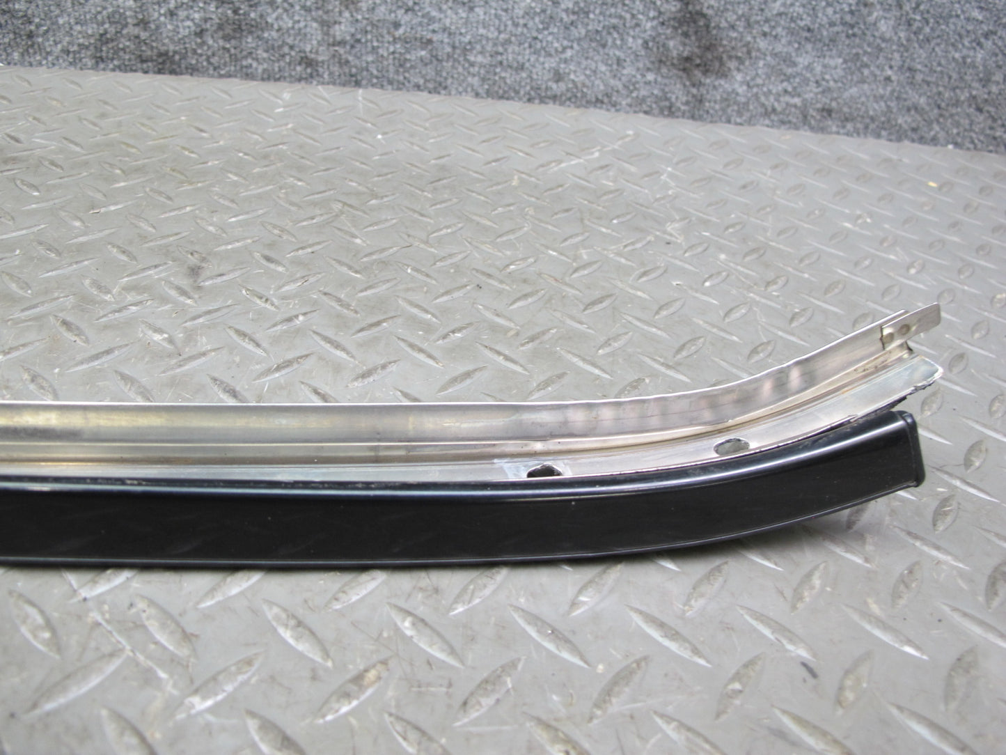 84-89 Nissan Z31 300ZX Windshield A Pillar Exterior Trim Molding Panel Set OEM
