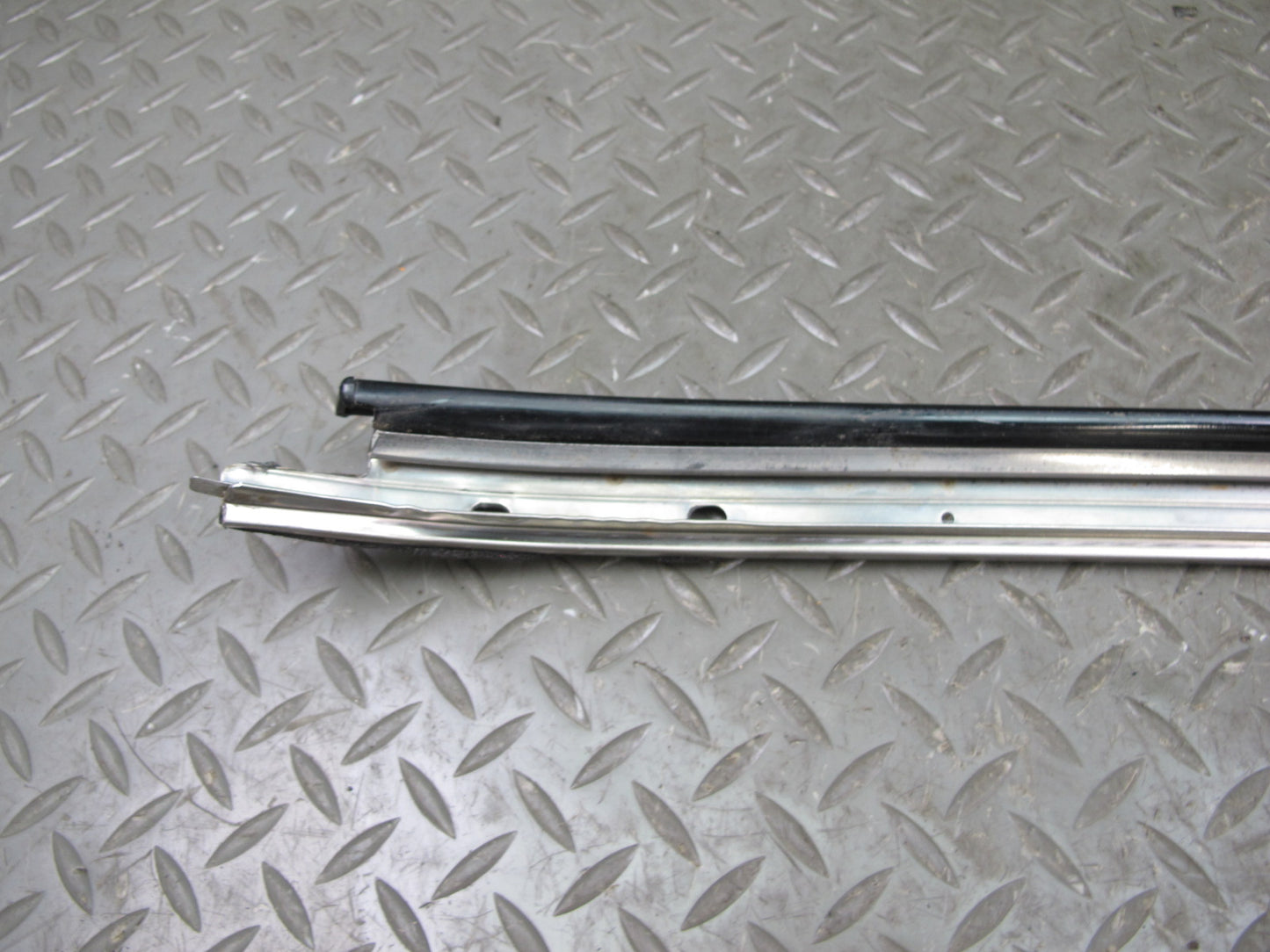 84-89 Nissan Z31 300ZX Windshield A Pillar Exterior Trim Molding Panel Set OEM