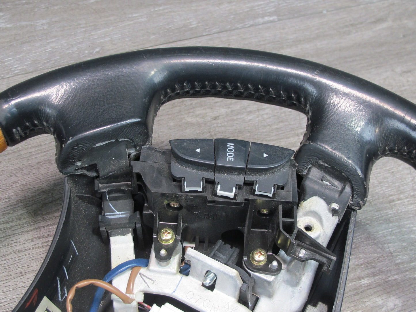 01-03 Lexus UCF30L LS430 Leather Wood Steering w Controls Switch OEM