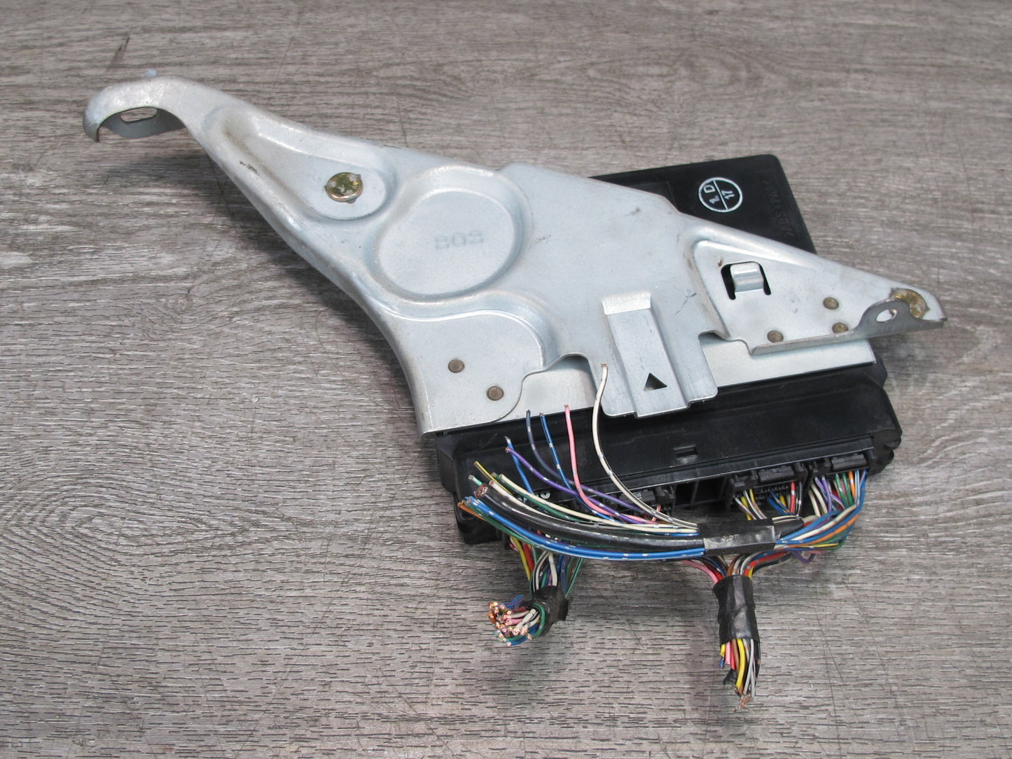01-06 Lexus UCF30L LS430 ABS TRC VSC Traction Control Module 89540-50150 OEM
