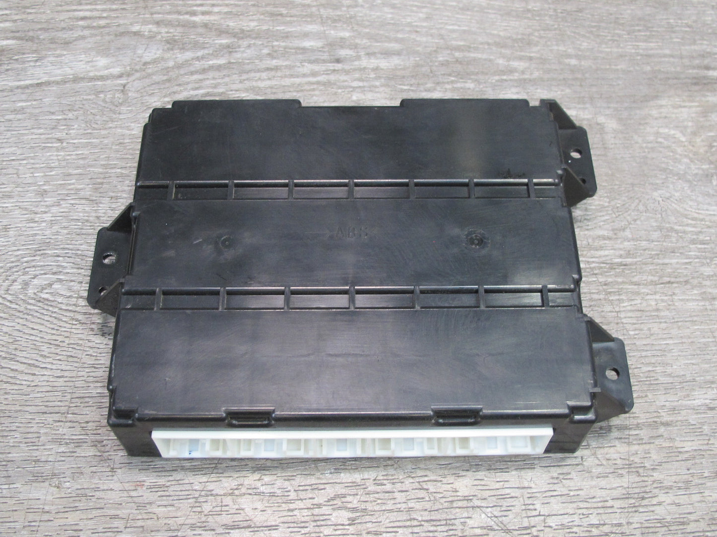 01-03 Lexus UCF30L LS430 Air Condition Amplifier Control Module 88650-50401 OEM