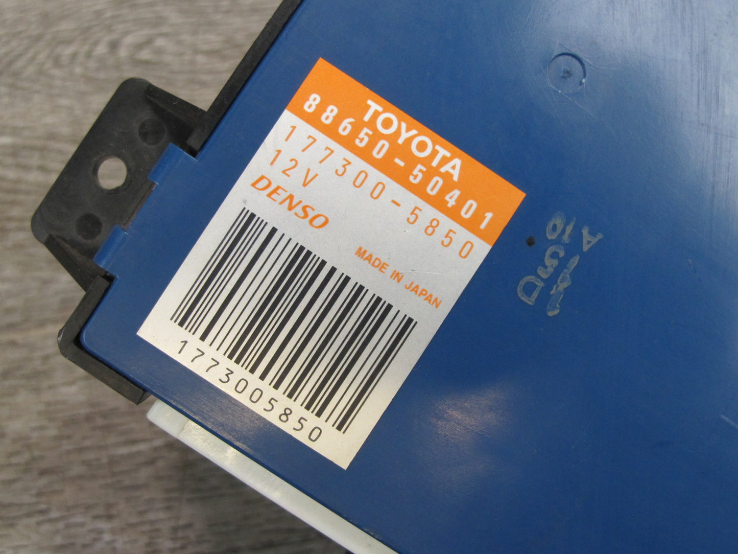 01-03 Lexus UCF30L LS430 Air Condition Amplifier Control Module 88650-50401 OEM