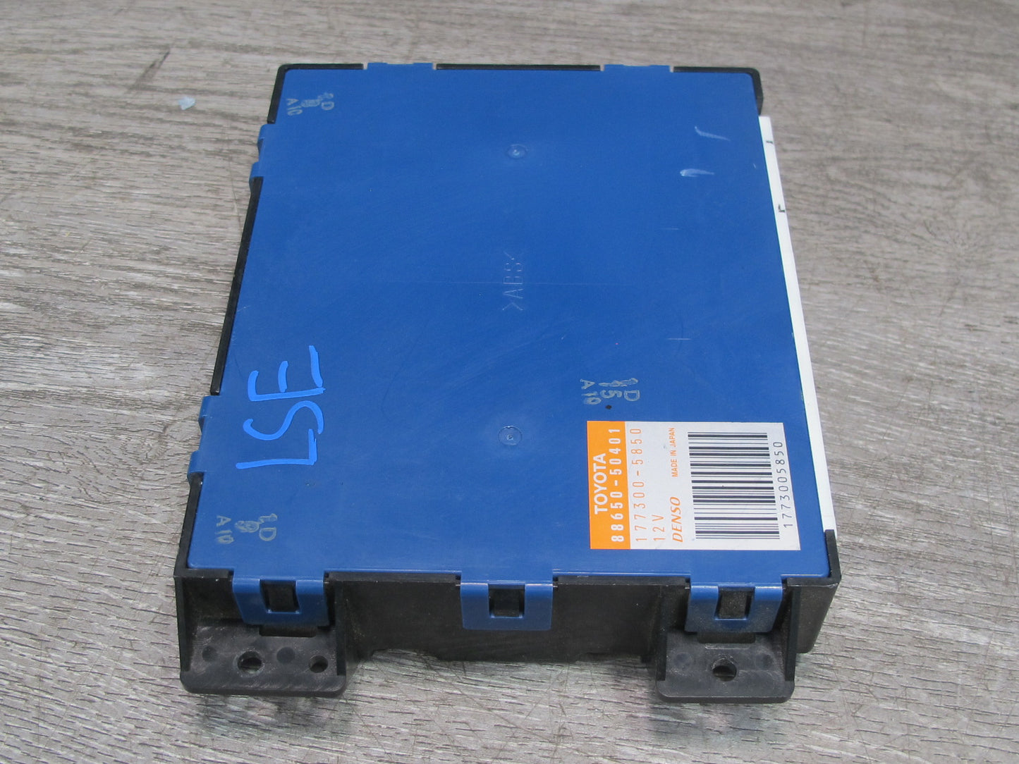 01-03 Lexus UCF30L LS430 Air Condition Amplifier Control Module 88650-50401 OEM