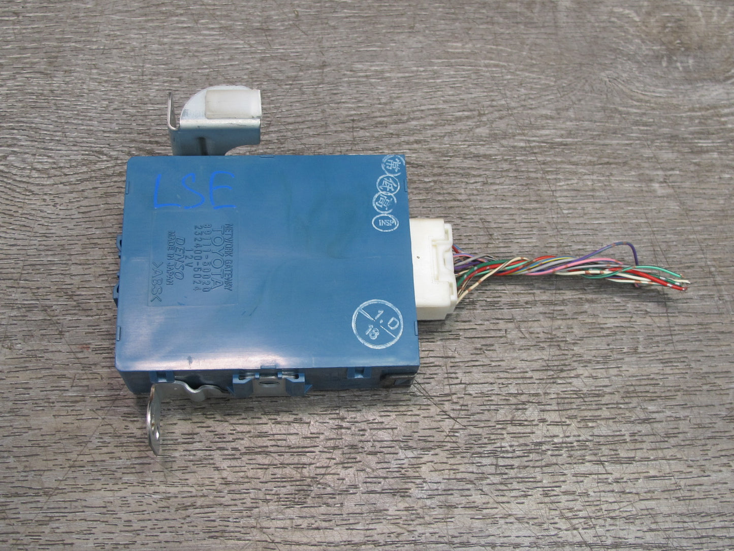 01-06 Lexus UCF30L LS430 Network Gateway Control Module 89111-50020 OEM