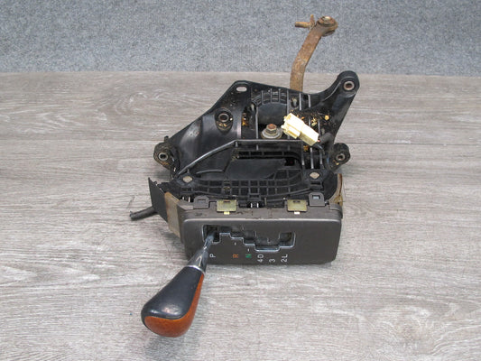 01-03 Lexus UCF30L LS430 A/T Automatic Transmission Shifter Assembly OEM