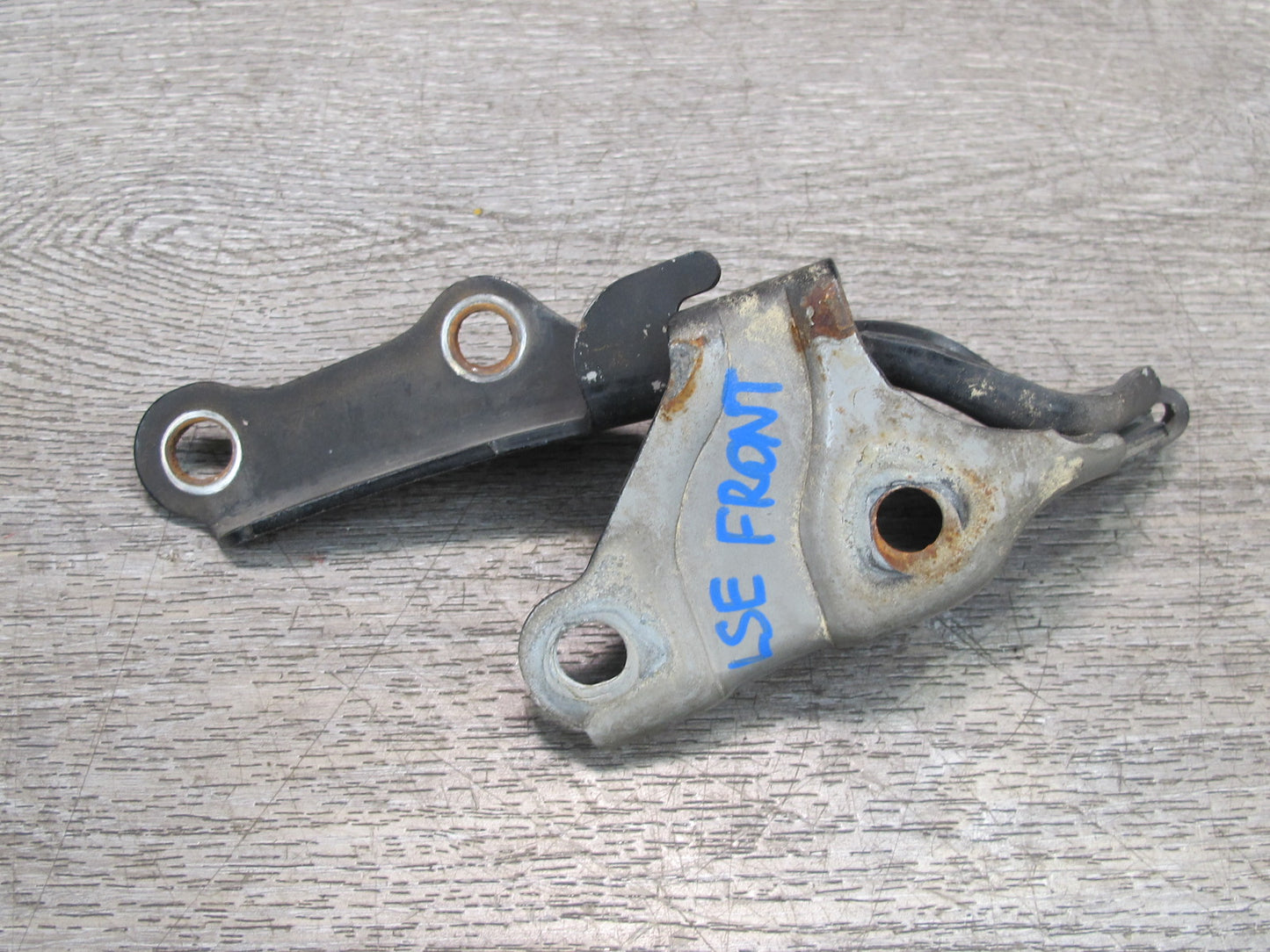 01-06 Lexus UCF30L LS430 Set of 2 Front Left & Right Hood Hinge OEM