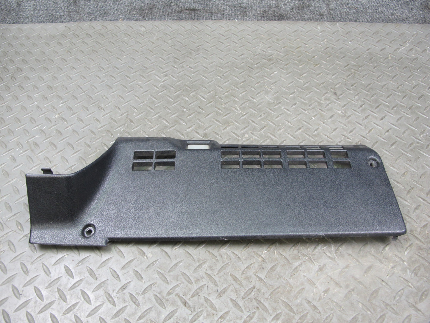 84-89 Nissan Z31 300ZX Front Right Under Dash Kick Trim Panel 68930-16P00 OEM