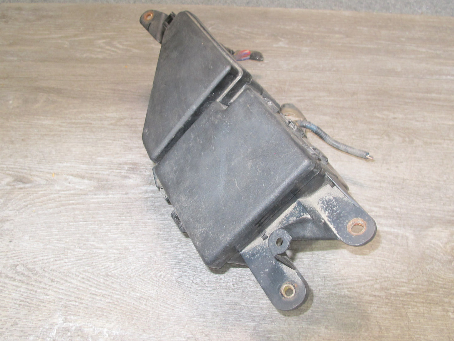 01-03 Lexus UCF30L LS430 Front Left Underhood Relay Fuse Box OEM