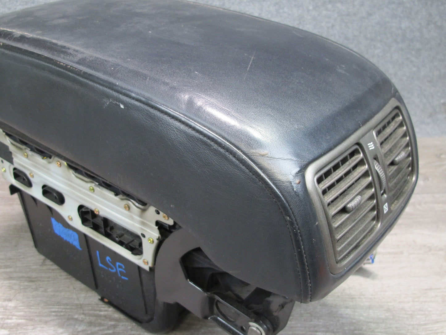 01-03 Lexus UCF30L LS430 Center Console Armrest w Storage & Air Vent Assy OEM