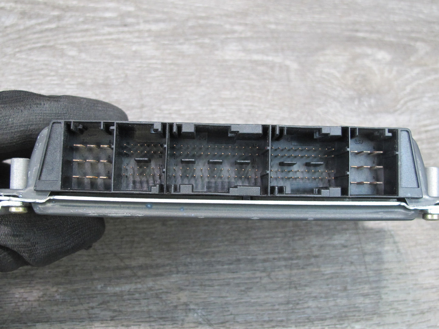 2000-2001 Porsche 911 996 3.4L ECU ECM Engine Computer Control Module Unit