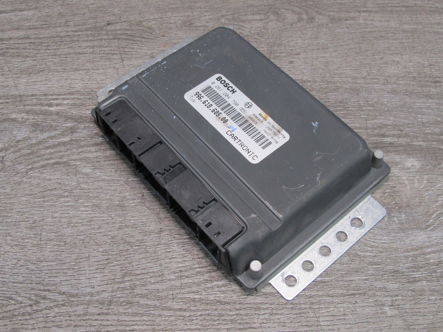 2000-2001 Porsche 911 996 3.4L ECU ECM Engine Computer Control Module Unit