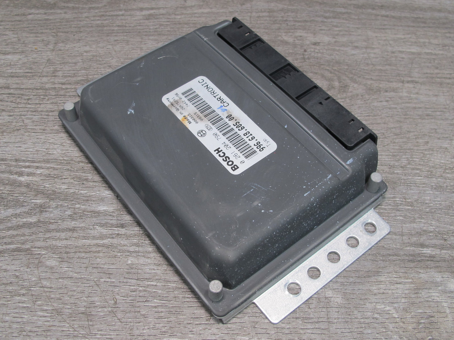 2000-2001 Porsche 911 996 3.4L ECU ECM Engine Computer Control Module Unit