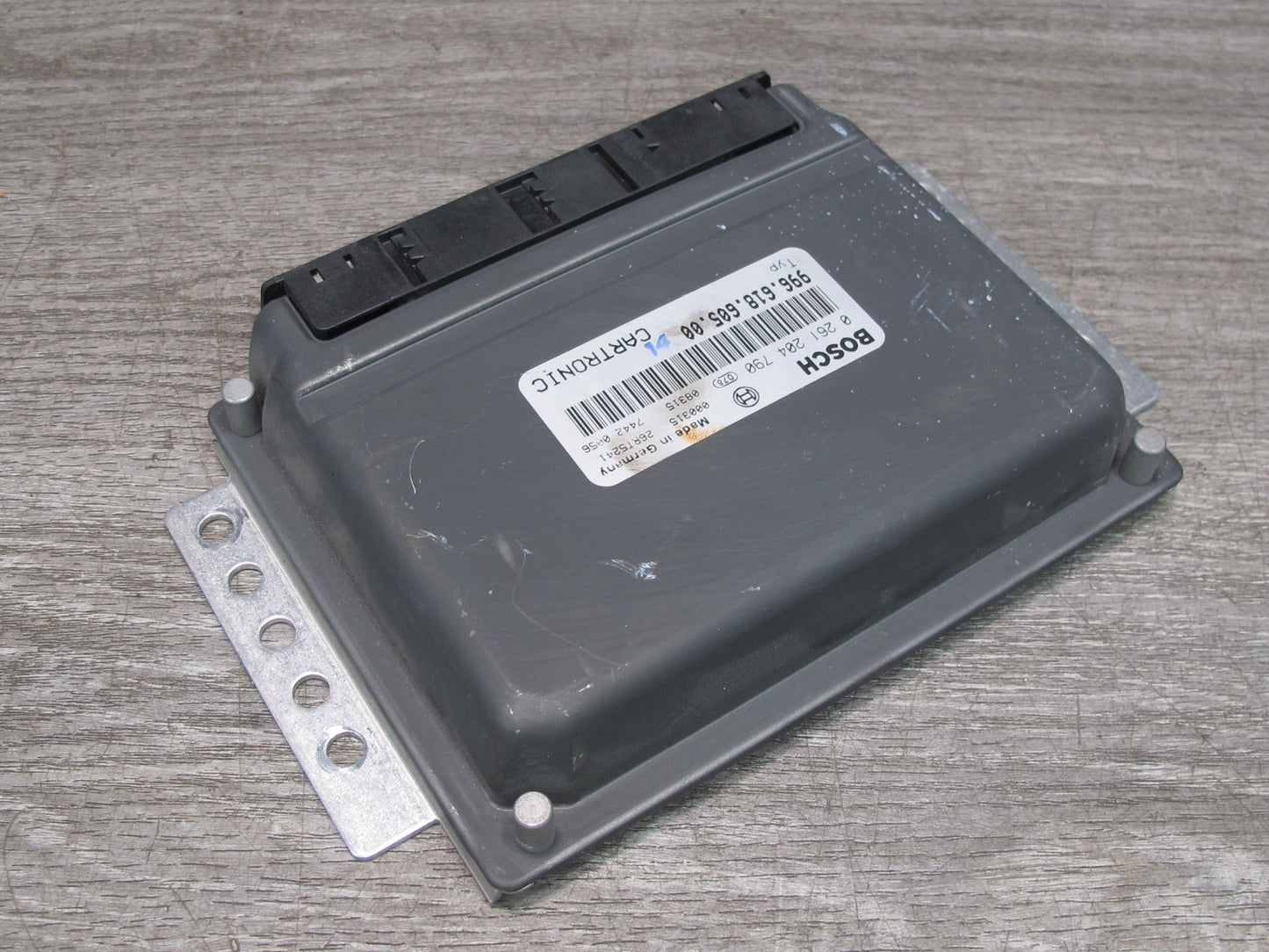 2000-2001 Porsche 911 996 3.4L ECU ECM Engine Computer Control Module Unit