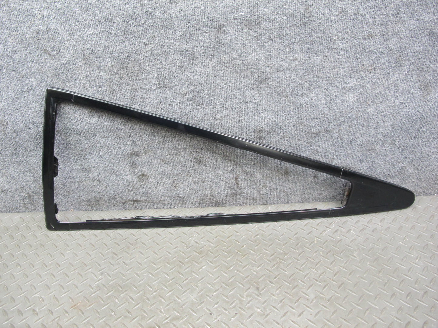 84-89 Nissan Z31 300ZX 2+0 Set of 2 Rear Quarter Window Trim Molding Panel OEM