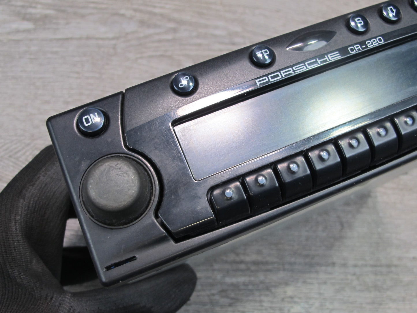 1999-2001 Porsche 911 Carrera 996 Audio Radio Receiver CDR-220 Cassette Player
