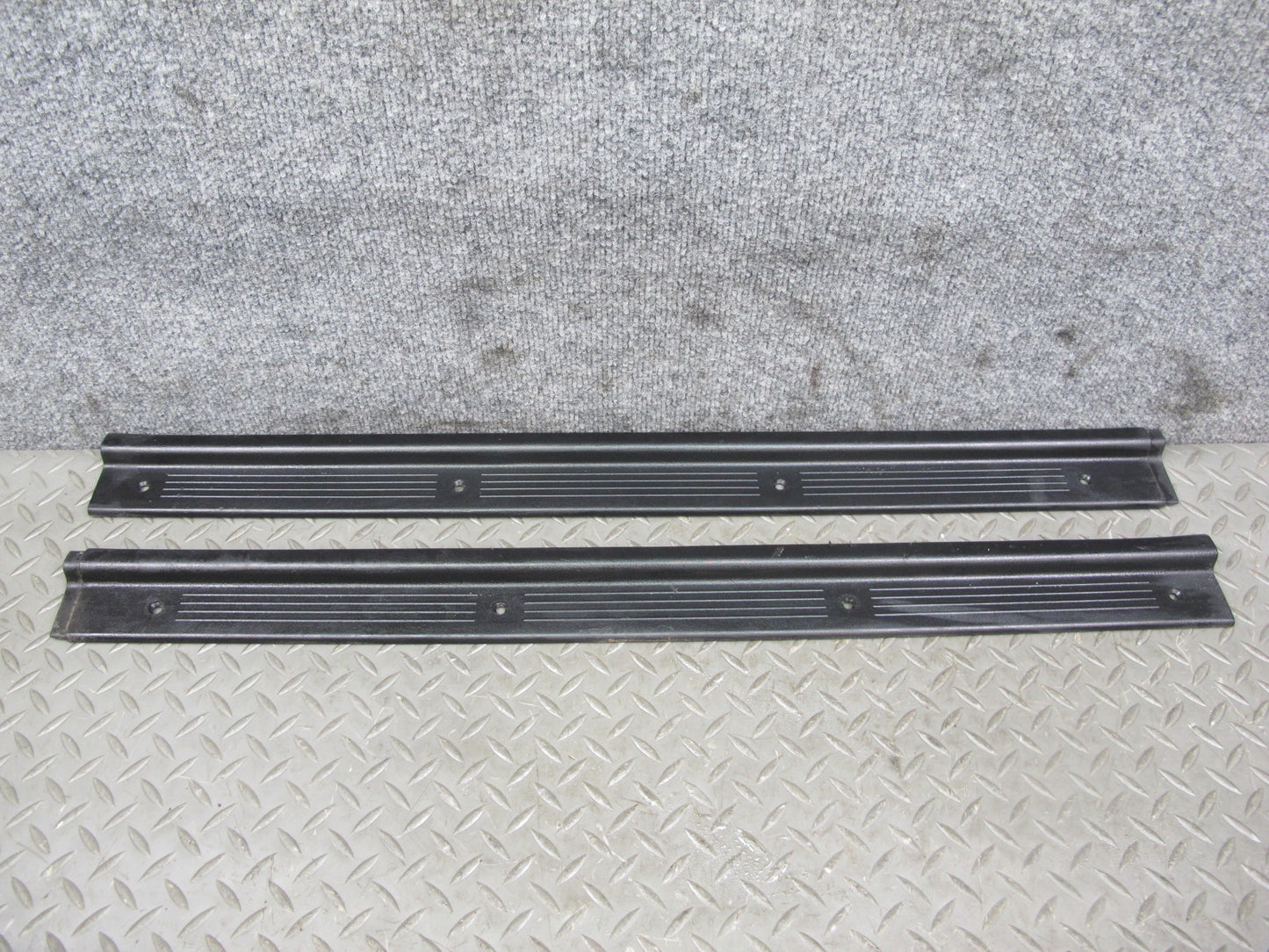 84-89 Nissan Z31 300ZX 2+0 Left Right Door Scuff Sill Plate Trim Panel Set OEM