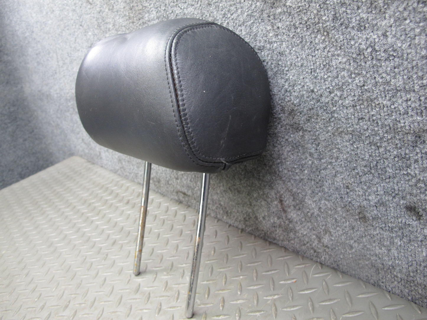 91-93 Mitsubishi 3000GT Set of 2 Front Left & Right Leather Headrest OEM