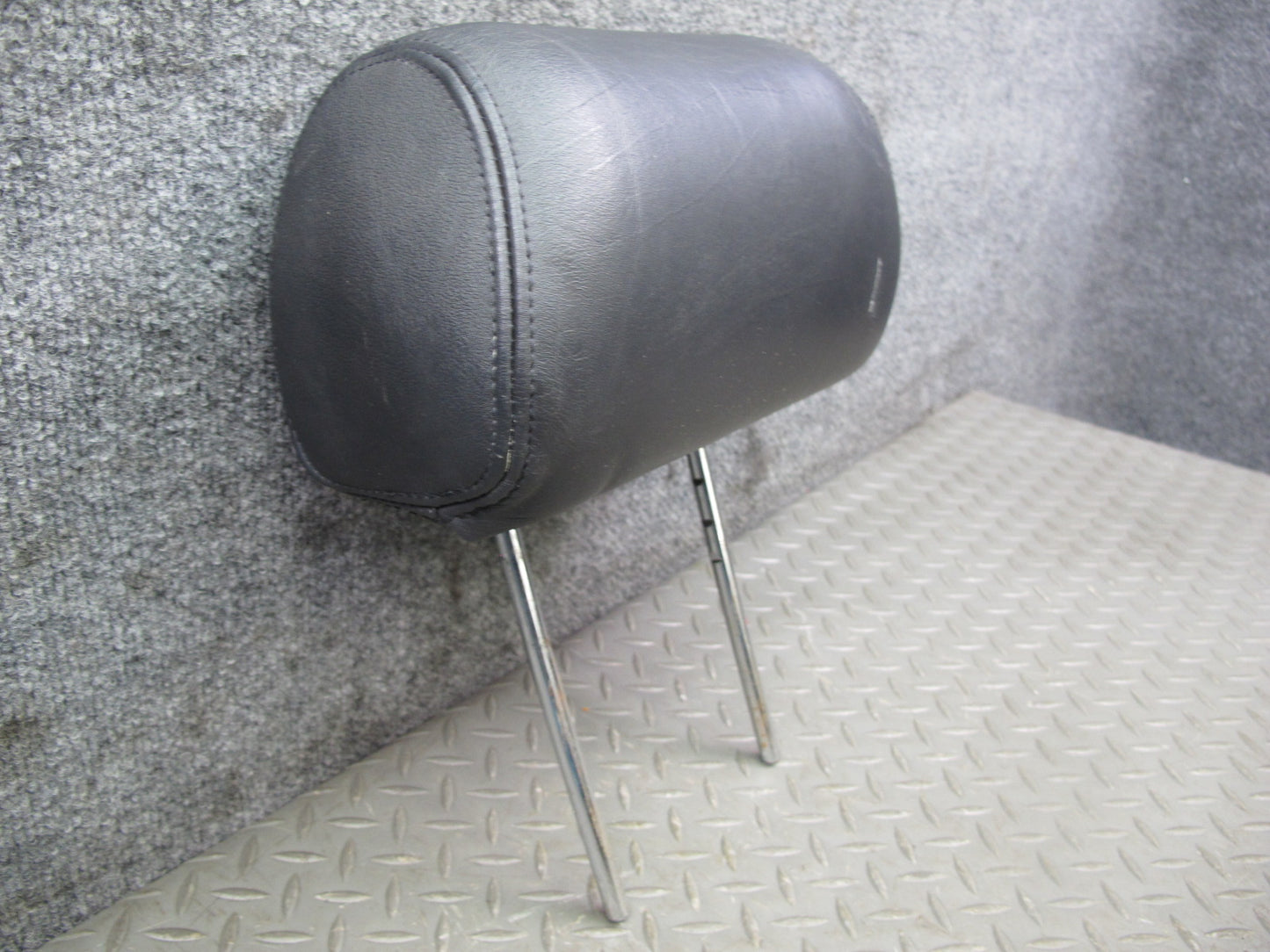 91-93 Mitsubishi 3000GT Set of 2 Front Left & Right Leather Headrest OEM