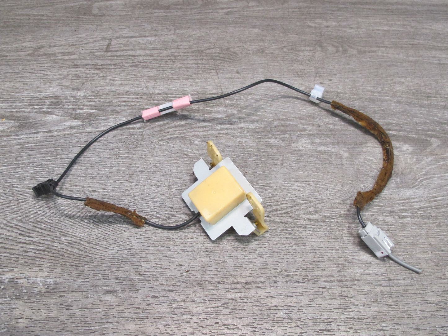 2003-2009 Lexus UZJ120L GX470 GPS Navigation Antenna Module 86860-60060