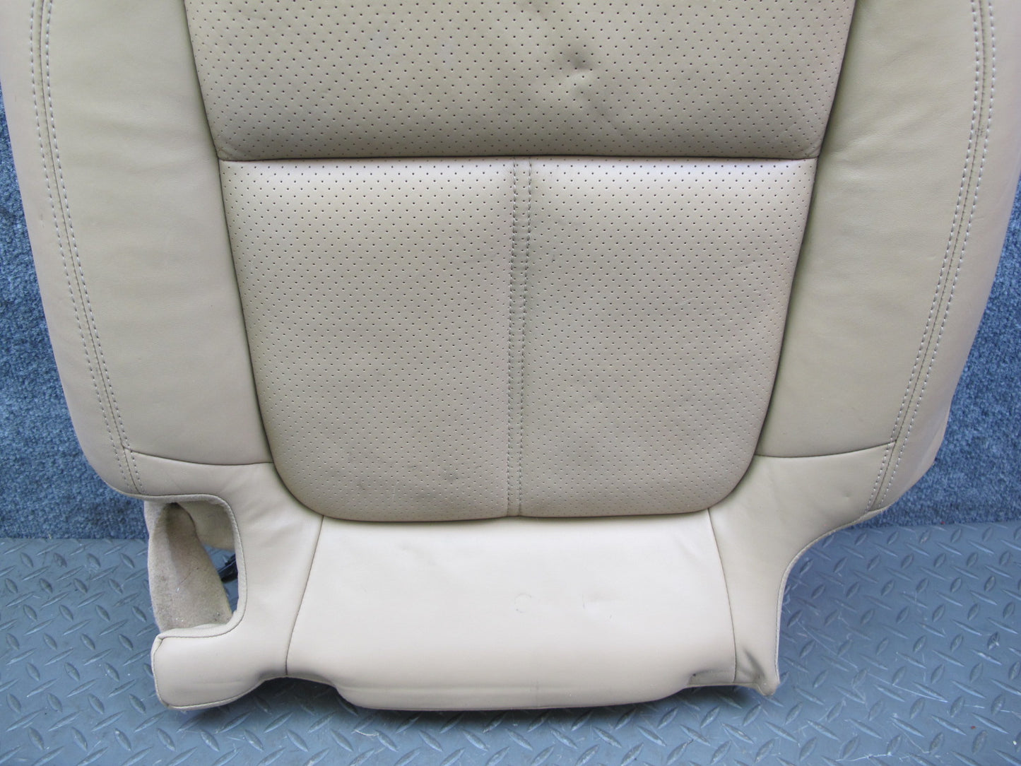 2011-2018 Porsche Cayenne 958 Rear Seat Right Side Lower Leather Cushion Beige