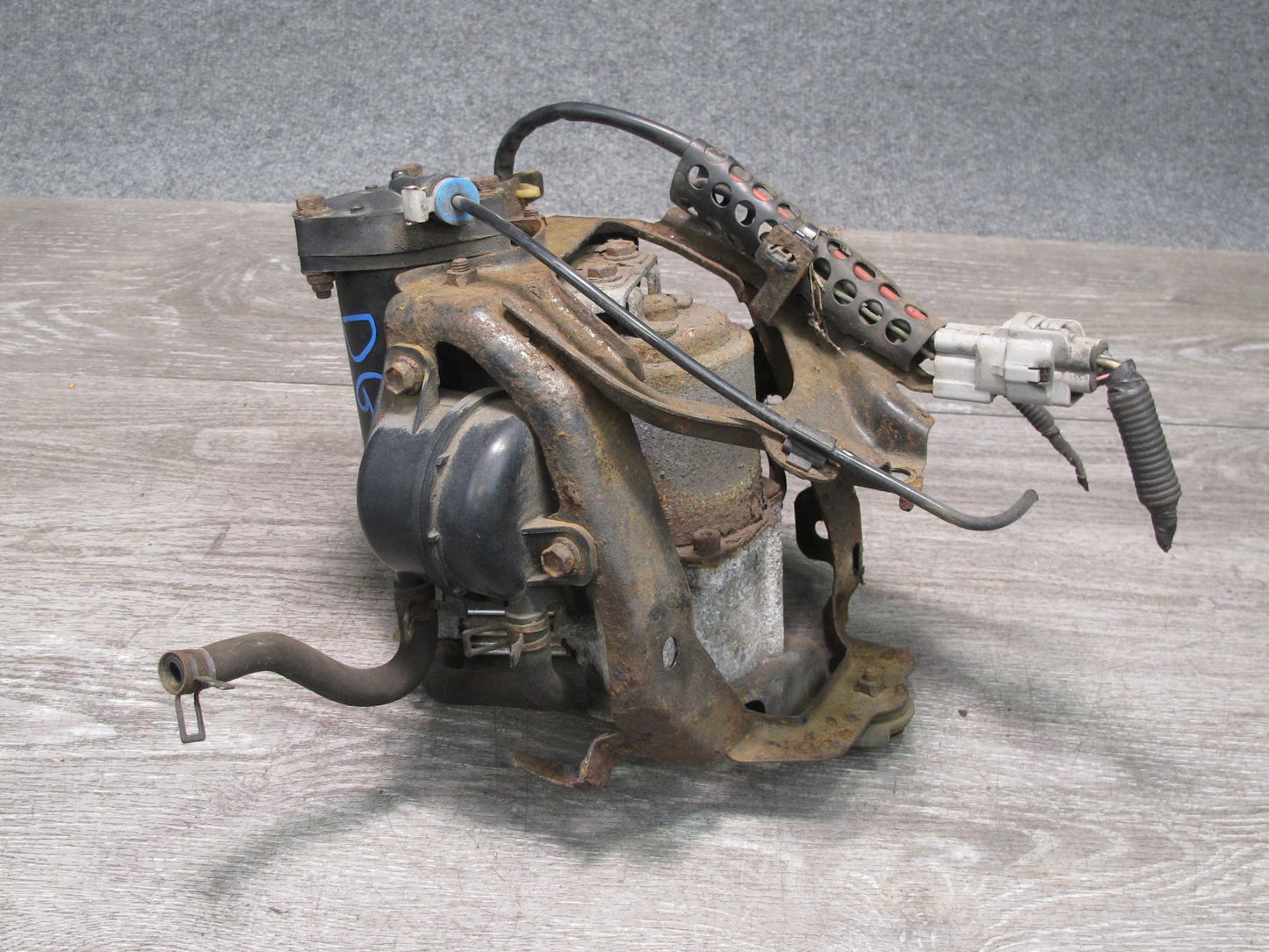 2003-2009 Lexus UZJ120L GX470 Air Ride Suspension Compressor Pump