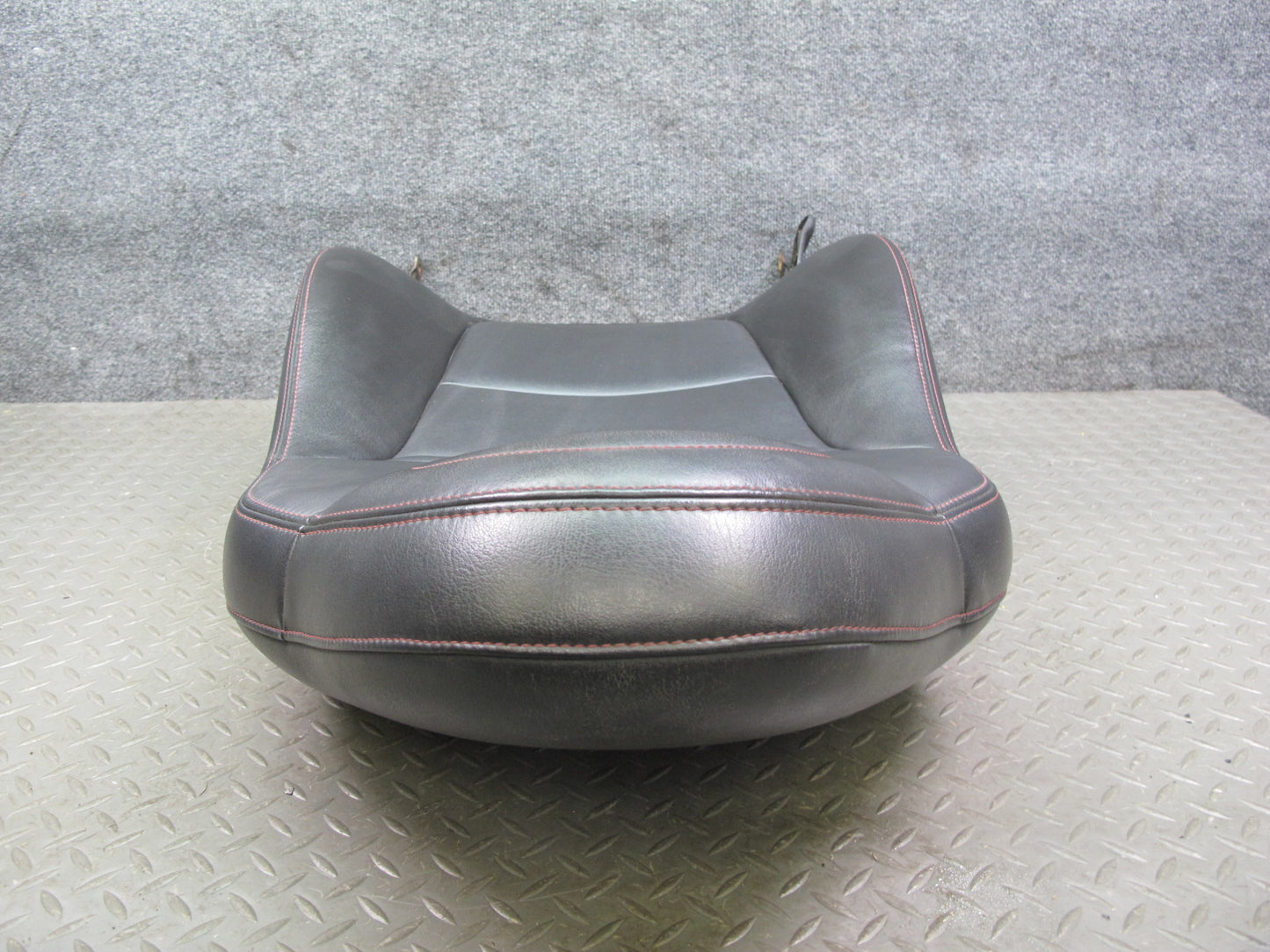 07-09 Pontiac Solstice GXP Front Right Seat Upper Leather Backrest Cushion OEM