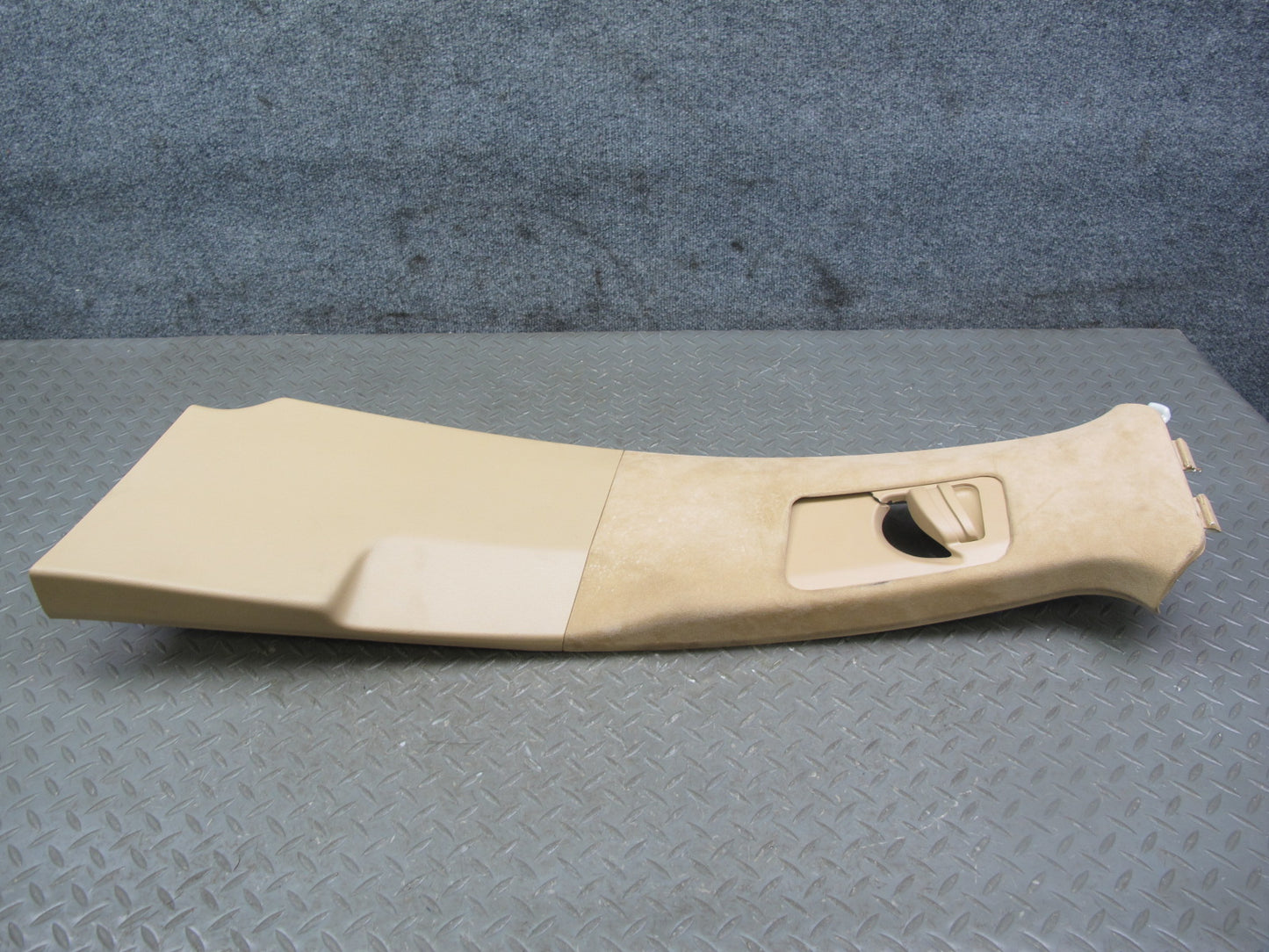 2011-2018 Porsche Cayenne 958 Left & Right Center Upper B Pillar Trim Panel Set