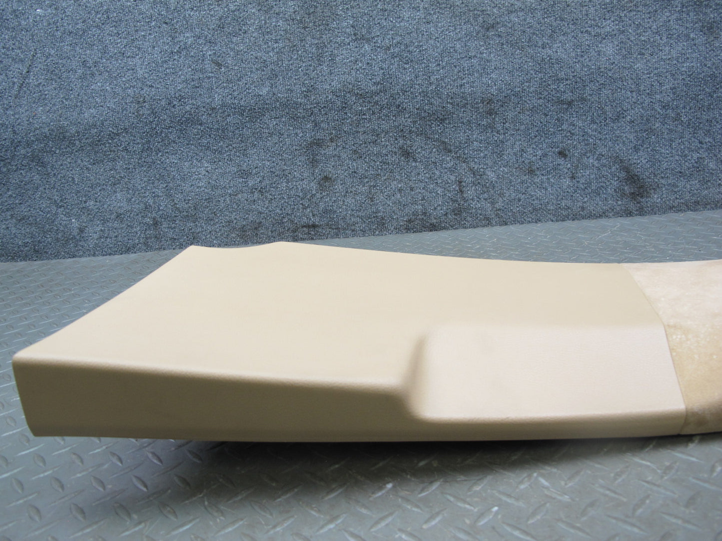 2011-2018 Porsche Cayenne 958 Left & Right Center Upper B Pillar Trim Panel Set