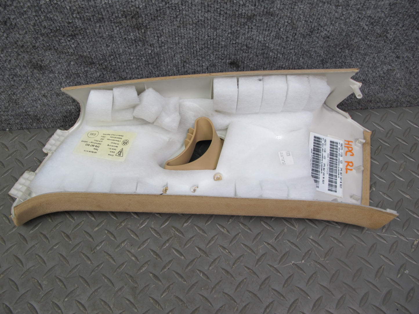 2011-2018 Porsche Cayenne 958 Rear Left & Right Upper C Pillar Trim Panel Set