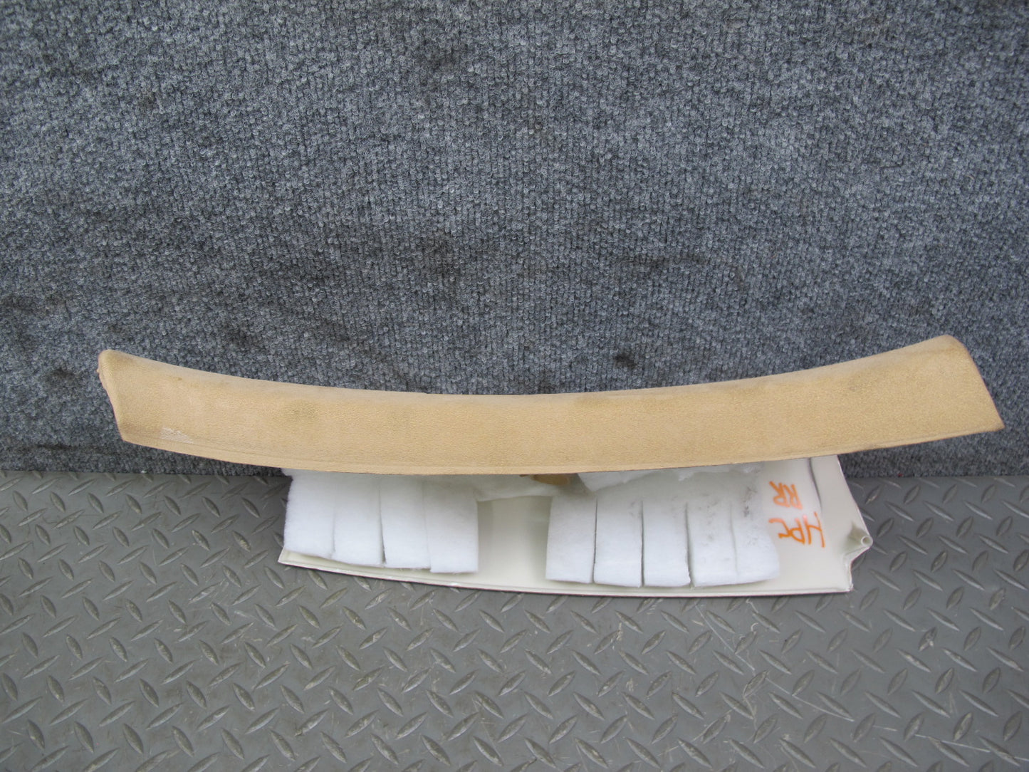 2011-2018 Porsche Cayenne 958 Rear Left & Right Upper C Pillar Trim Panel Set