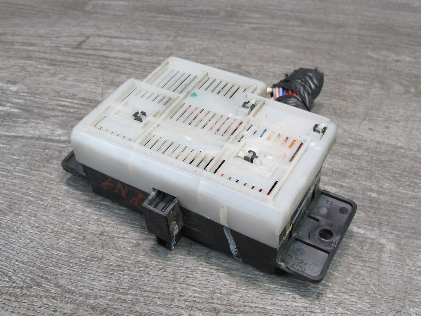 84-86 Nissan Z31 300ZX Junction Fuse Relay Box Module OEM
