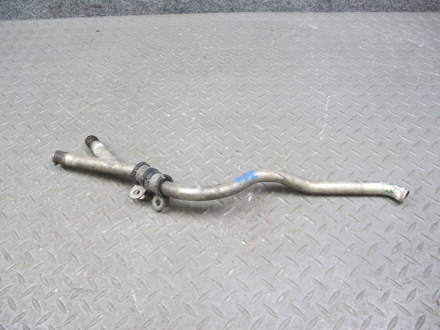 1986-1987 Porsche 928S Engine Coolant Hose Pipe Line Tube