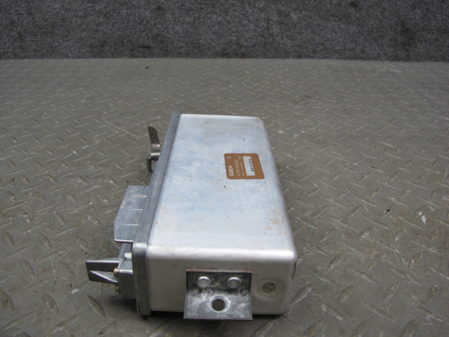 1986-1987 Porsche 944 928 Anti-lock Brake ABS Computer Module 0265103013