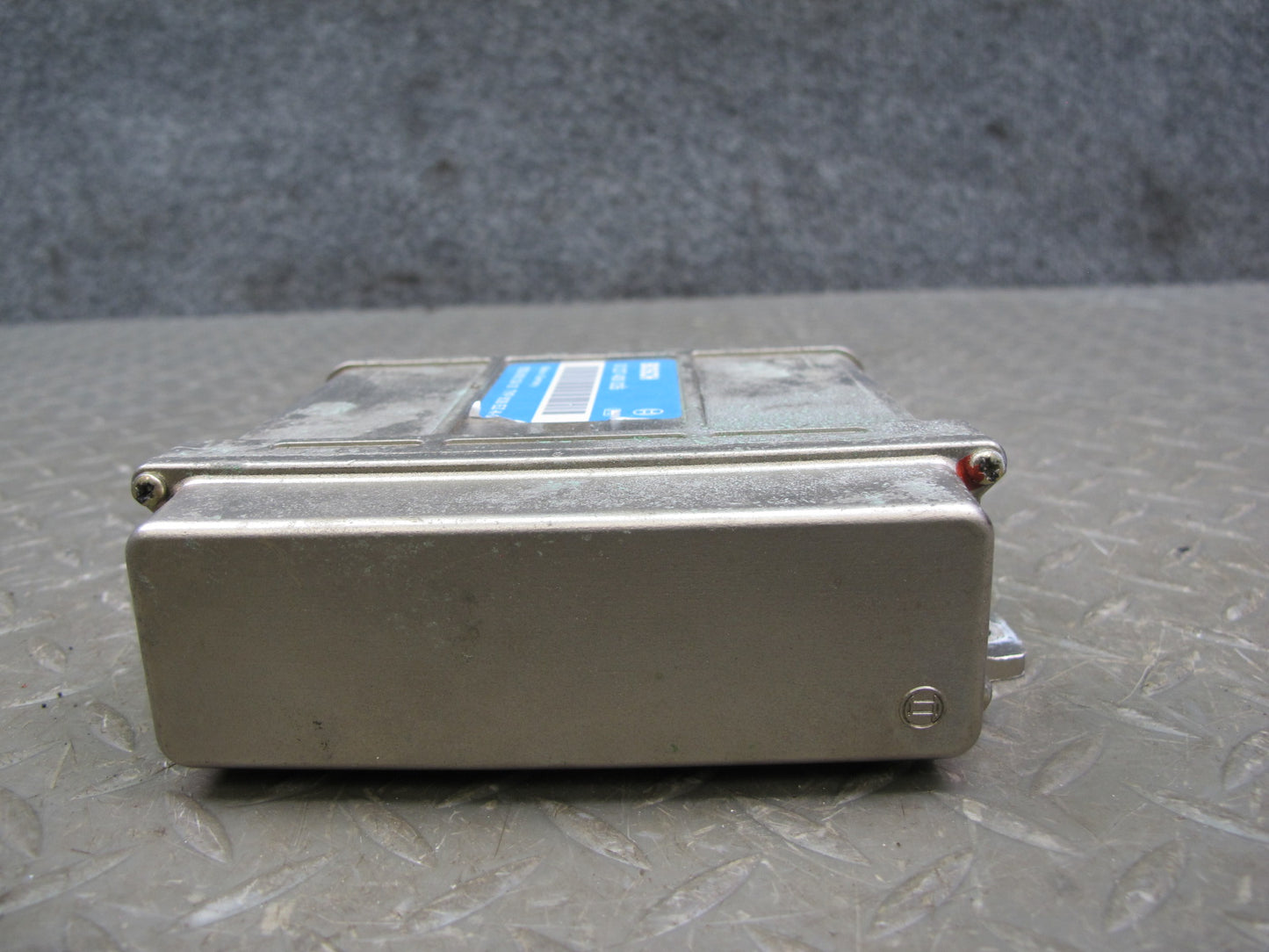 1987 Porsche 928S 5.0L Ignition Control Module Unit 92861812410