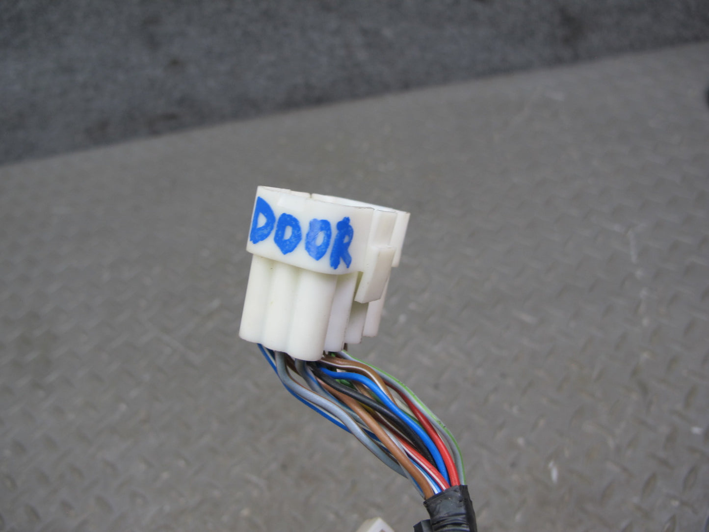 1987-1989 Porsche 928 S Left Driver Side Door Wire Wiring Harness