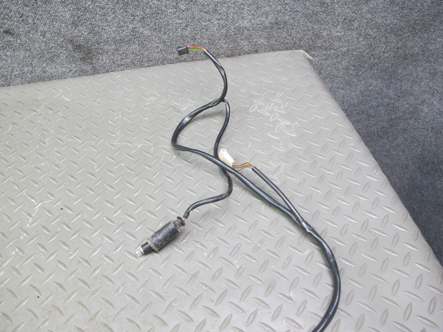 1987-1989 Porsche 928 S Left Driver Side Door Wire Wiring Harness