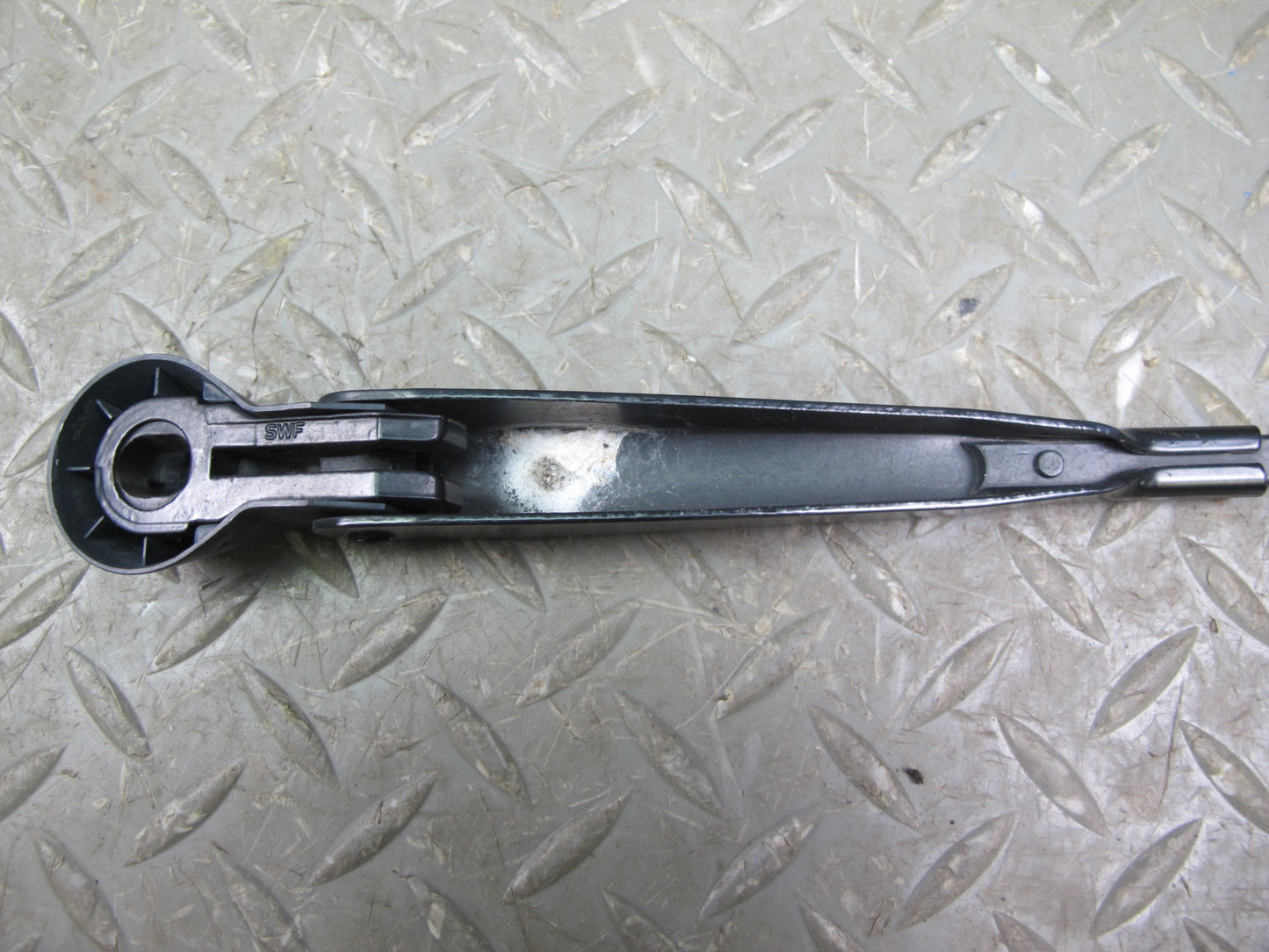 1987-1991 Porsche 928 S Rear Hatch Tail Gate Trunk Wiper Arm Set of 2