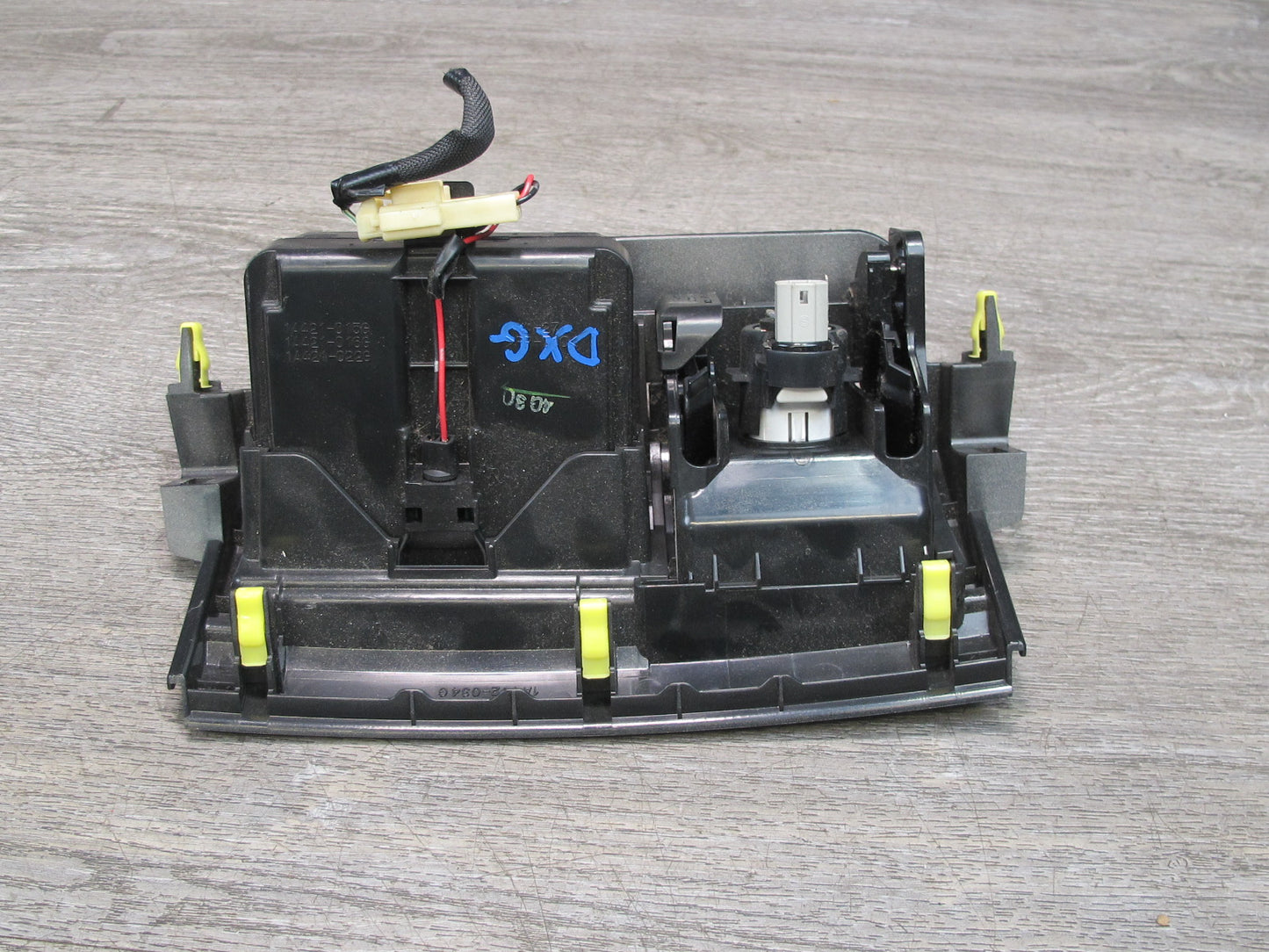 2003-2009 Lexus UZJ120L GX470 Dash Center Ashtray Storage Compartment