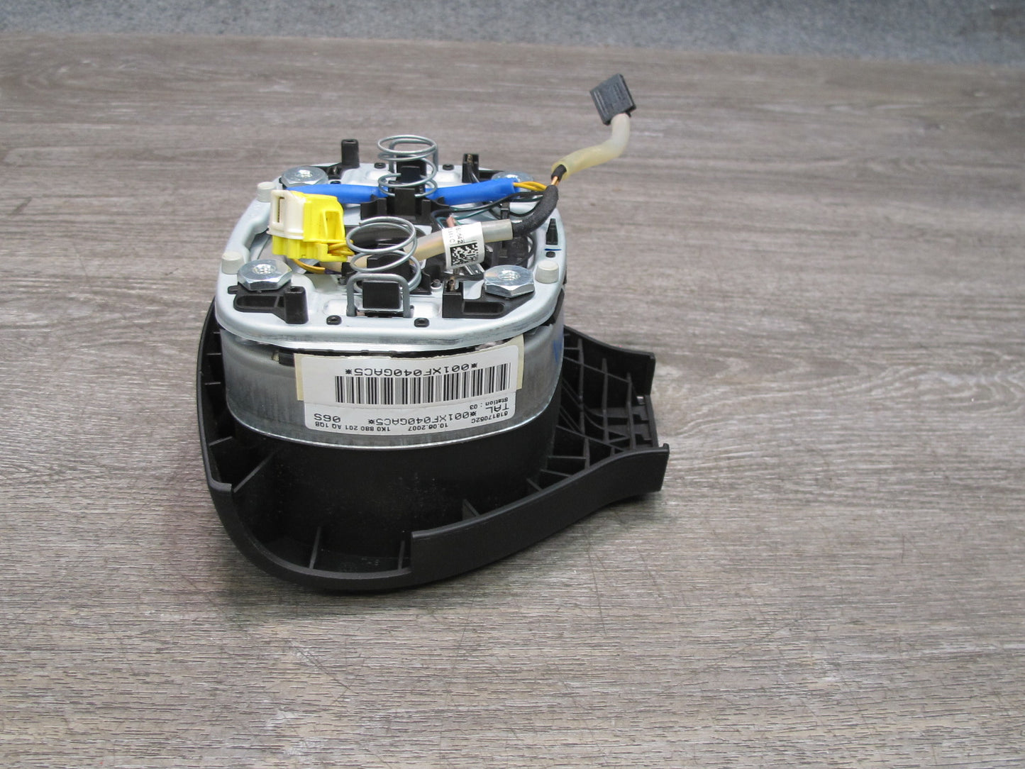 06-09 VOLKSWAGEN VW GOLF GTI R32 FRONT LEFT SIDE STEERING WHEEL SRS AIRBAG 1K0880201AQ OEM