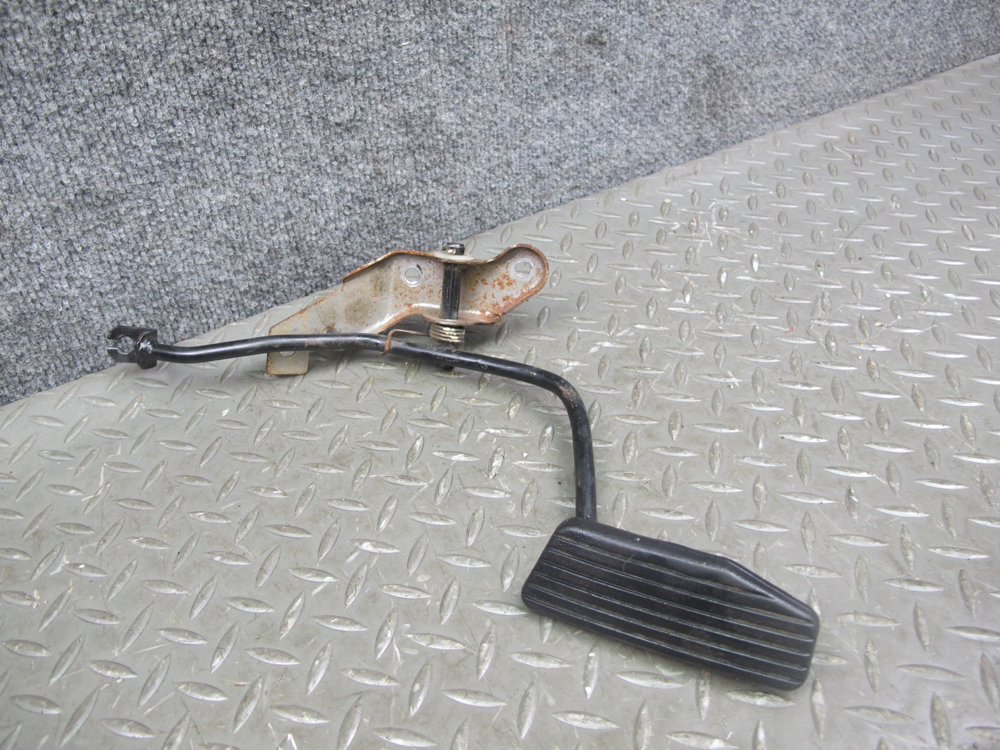 91-93 Mitsubishi 3000GT M/T Gas Acceleration Brake Clutch Pedal Set OEM